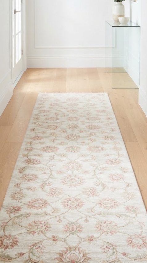 Ivory Rose Runner — detail view